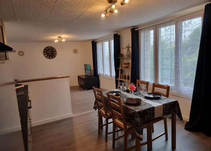 50m2 Centre Netflix Lägenhet